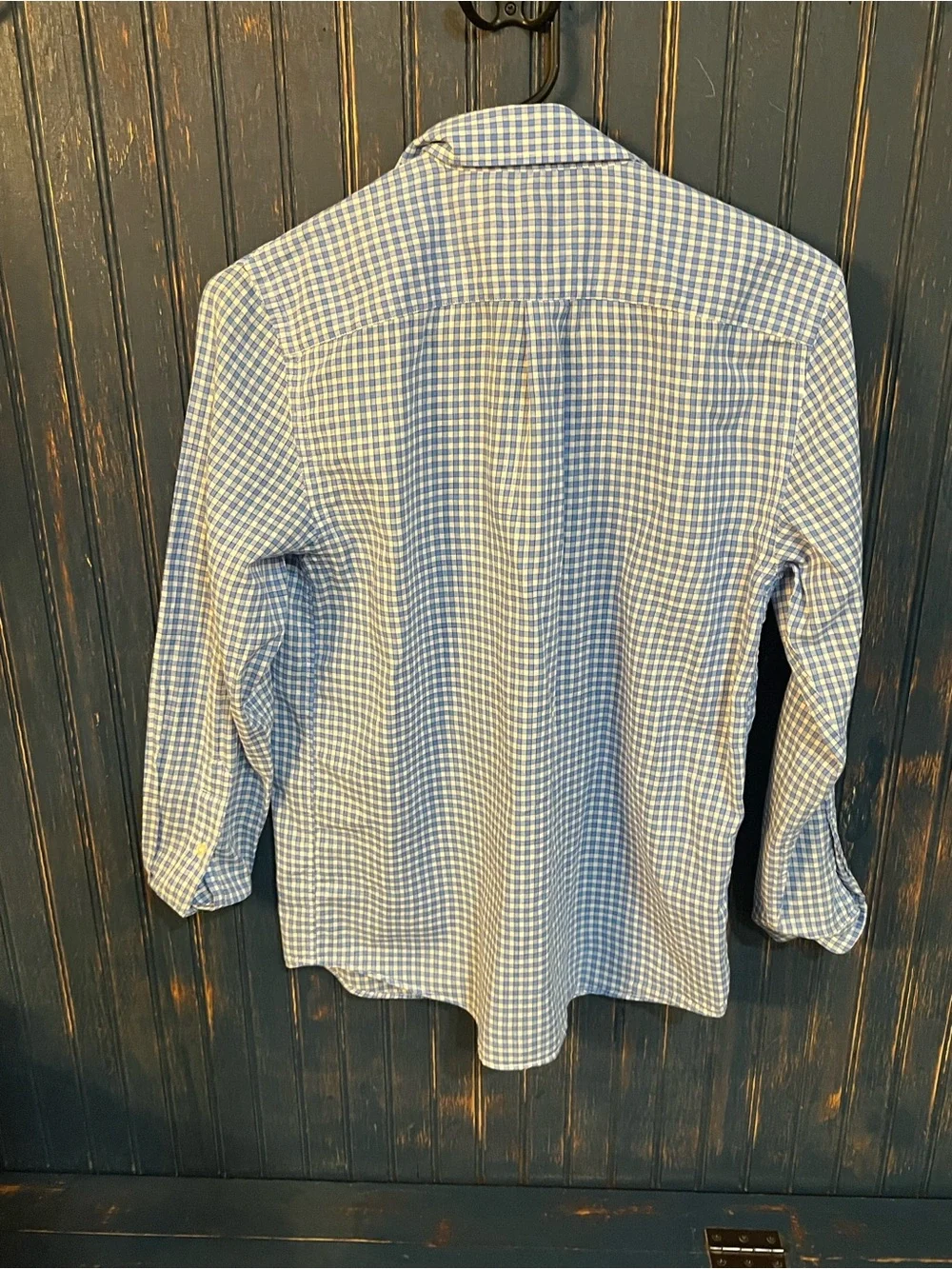 Boys Vineyard Vines blue plaid button down M 12-14
